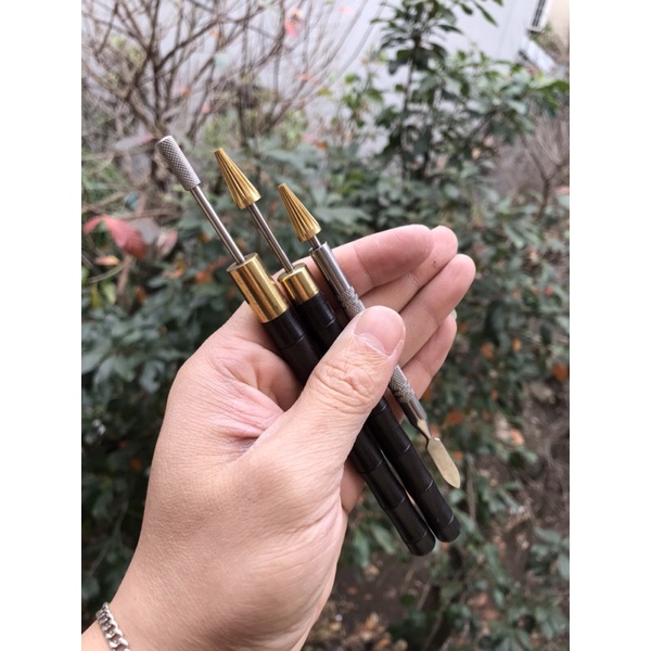 Lăn sơn cán gỗ, cán thép