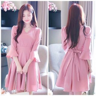 Đầm Nữ Hồng Tay Loa Thắt Eo