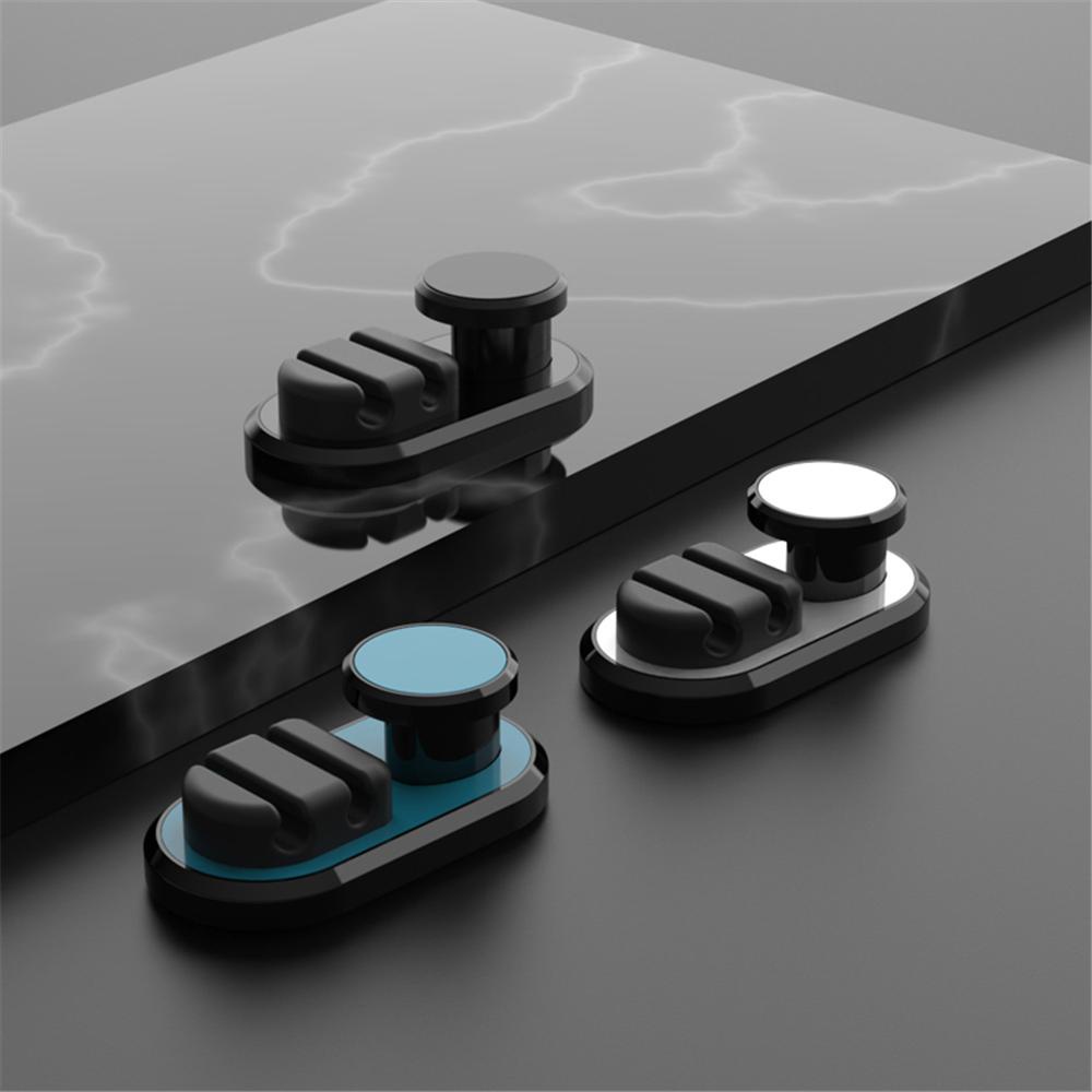 Móc Kẹp Mini Tự Động Sắp Xếp Dây Cáp Tai Nghe / Dây Cáp Sạc USB Cho Xe Hơi