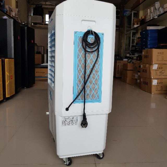 Quạt điều hòa , máy làm mát .