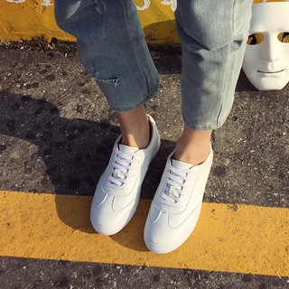 Giày Sneaker Nữ