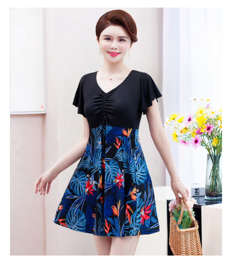Bộ Đồ Bơi Dáng Rộng Thiết Kế Trẻ Trung Cho Phụ Nữ Trung Niên | BigBuy360 - bigbuy360.vn