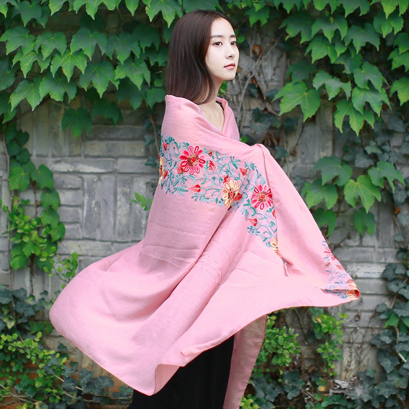 Khăn Choàng Lụa Cỡ Lớn Thêu Họa Tiết Hoa Phong Cách Dân Tộc Thời Trang Đi Biển Mùa Hè