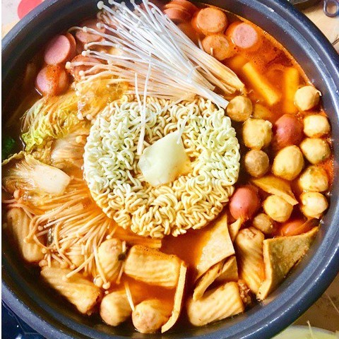 COMBO NẤU MÌ CAY (MÌ KHÔNG GIA VỊ KÈM GÓI SỐT HASEYO 50G)