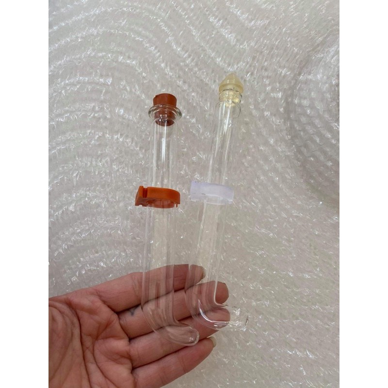 Cóng thuỷ tinh cho chào mào  dùng cho chim uống nước