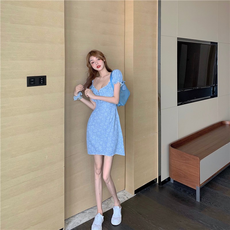 Đầm nữ tay ngắn cổ chữ V phong cách Hàn Quốc thời trang sành điệu | BigBuy360 - bigbuy360.vn
