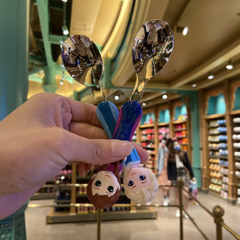 Muỗng ăn inox trẻ em  hình Frozen Elsa Mickey Minnie và Princess Car Disney nổi 3D cho bé trai gái