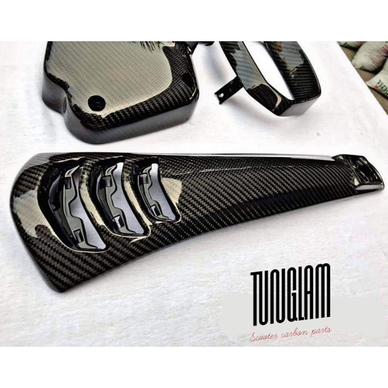 Cà vạt Carbon cho Vespa Sprint/ Primavera