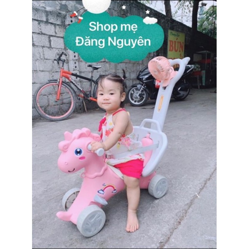 ngựa bập bênh 3in1 có tay đẩy cho bé