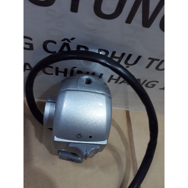 Cùm công tắc phải bên đề Cuxi Yamaha