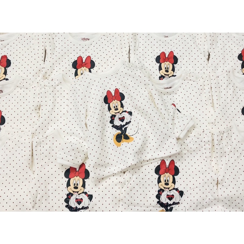 Áo nỉ hoạ tiết Micky cho bé