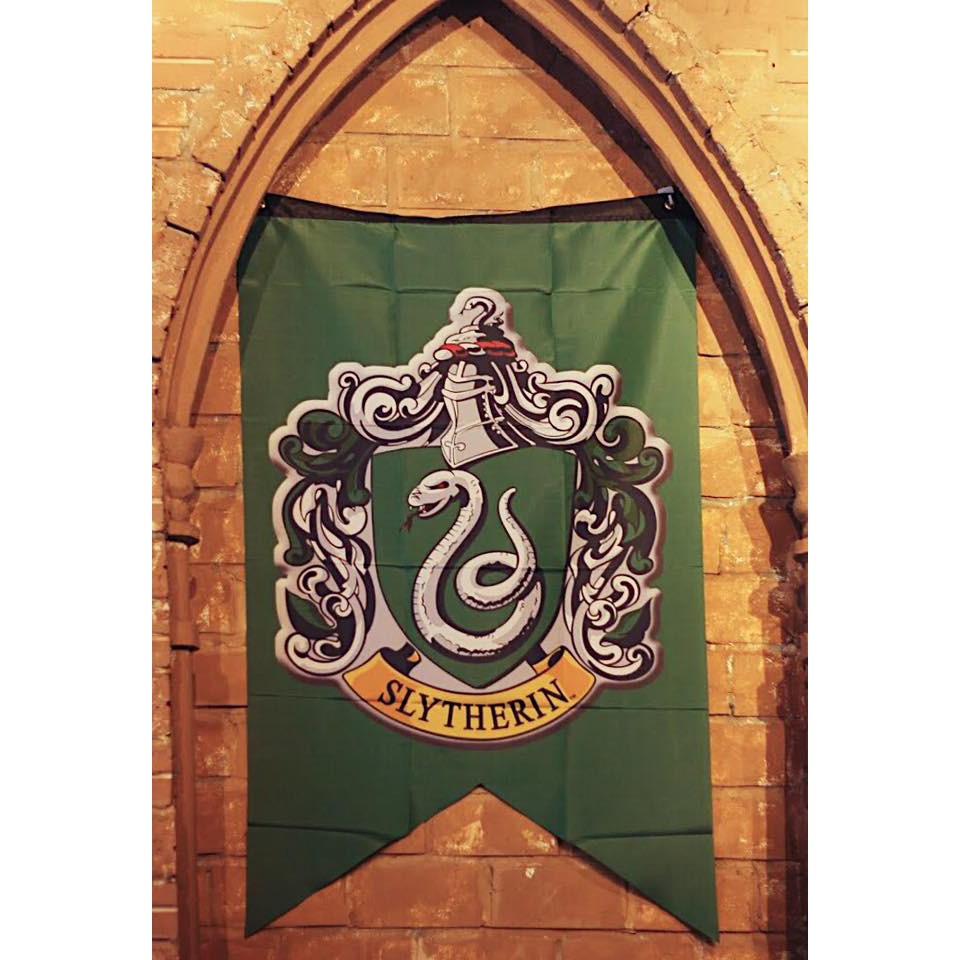 Cờ Hogwart 4 nhà Harry Potter treo tường độc đáo