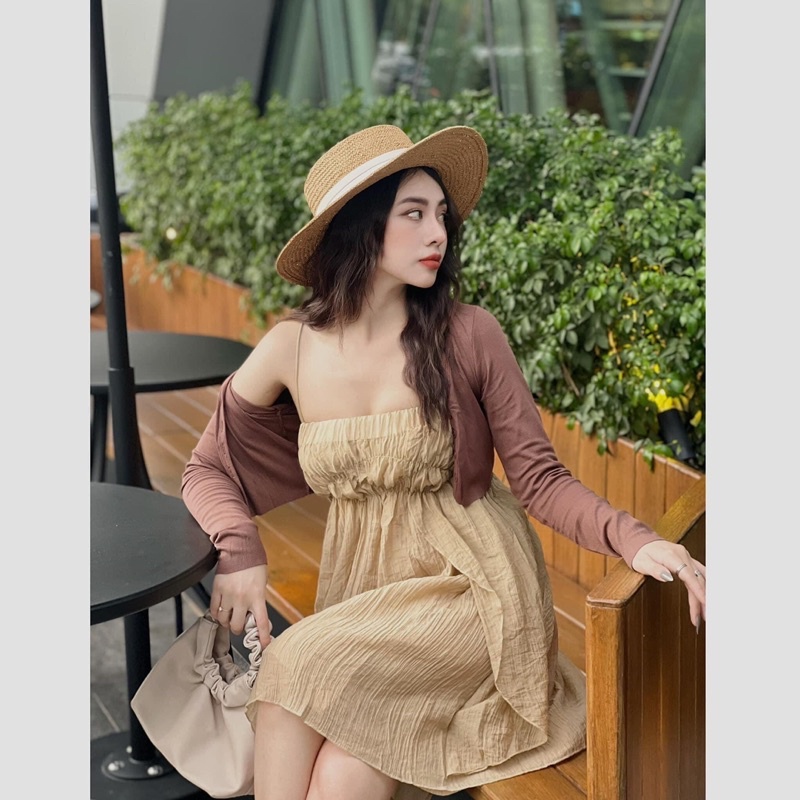 [52] Set Váy Đũi 2 Dây Nâu Kèm Áo Khoác Len Tăm Siêu Xinh