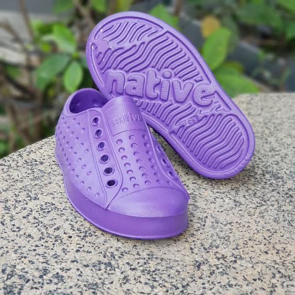 Thanh lý giày Native