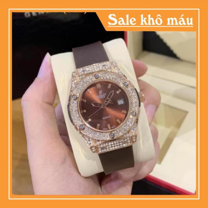 Đồng hồ nữ Hublot mặt tròn đính viền đá dây cao su thơm vani sang trọng quý phái
