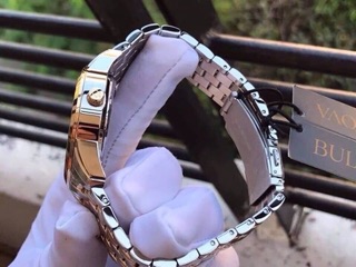 Đồng hồ nam Bulova 98A168