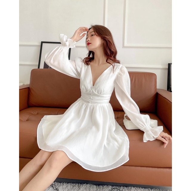 Đầm trắng tay xoè kido size S