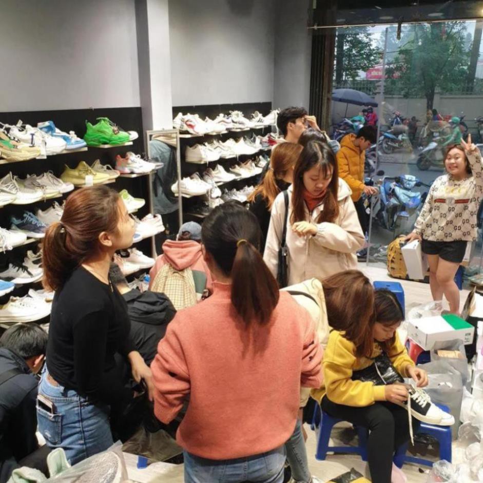 Giày thể thao,Giày sneaker,𝐆𝐢𝐚̀𝐲 𝐘𝐞𝐞𝐳𝐲 𝟑𝟓𝟎,𝐆𝐢𝐚̀𝐲 𝐘𝐳𝐲 𝟑𝟓𝟎,𝐕𝟐 trắng full nam,nữ