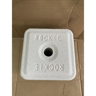 1 cục đá liếm 5 ký. đá liếm cho bò, dê, cừu,...