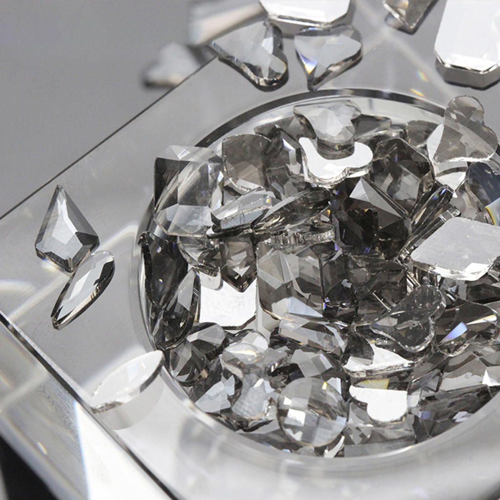 Bộ 100 Phụ Kiện Đính Đá Trang Trí Móng Tay Nghệ Thuật