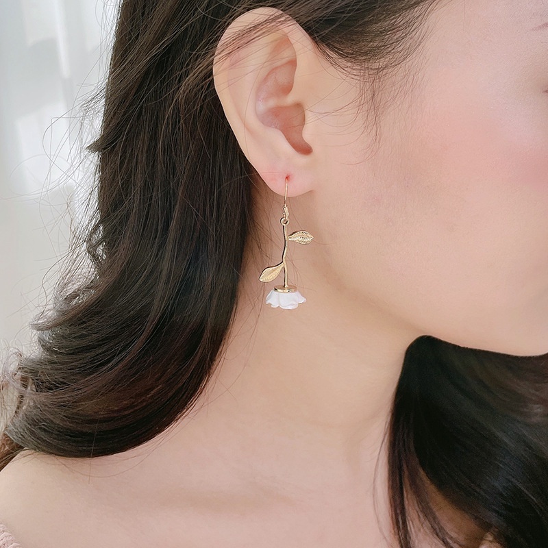 Bông Tai Hình Hoa Hồng Đính Ngọc Trai Giả Phong Cách Retro Thời Trang