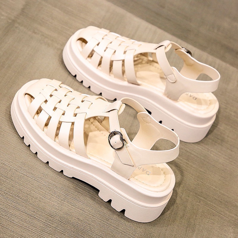 Giày Sandal Đế Xuồng Dày Dặn Thiết Kế Đục Lỗ Phong Cách La Mã Thời Trang Mới Cho Nữ