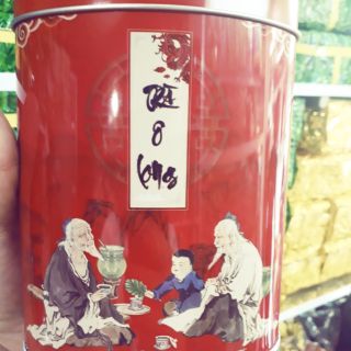 Trà Ô Long hộp Sắt 100g giá 100k