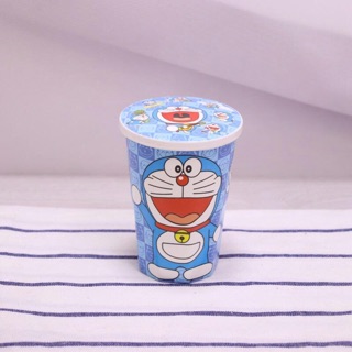 LY CÓ NẮP DORAEMON & HELLO KITTY
