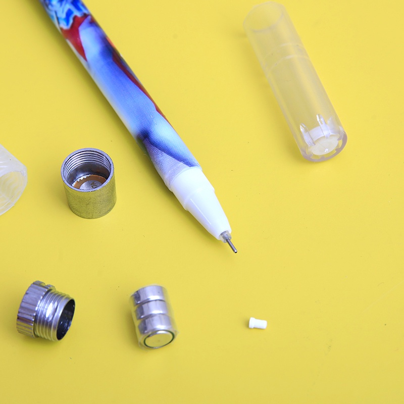 Bút Bi Cân Bằng Hình Ultraman Chống Căng Thẳng Cho Học Sinh