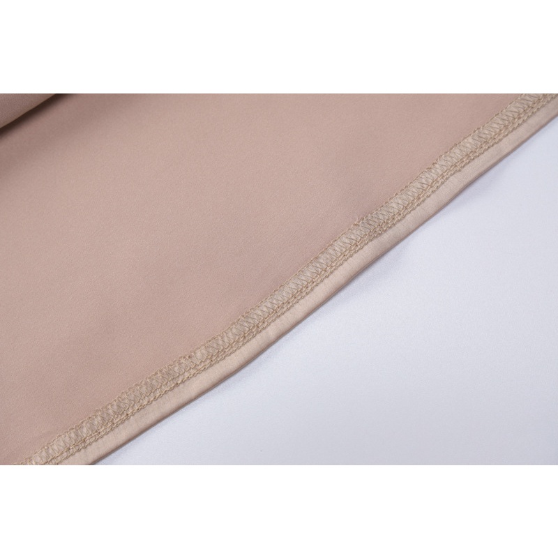 Đầm Ren Hở Lưng Thiết Kế Quyến Rũ Cho Nữ