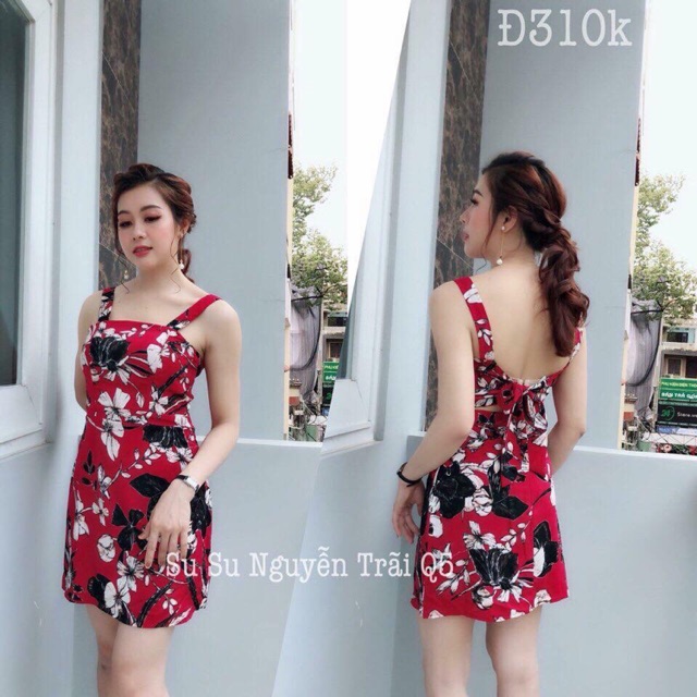 Bộ áo dây và chân váy