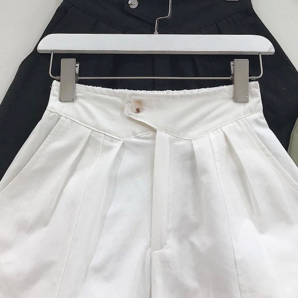 Quần Short Kaki Nữ JEMCLOSET Machi 2761 Ống Rộng Chữ A Tôn Dáng Bo Eo Đẹp Năng Động Trẻ Trung 3 Màu Đen Trắng Xanh