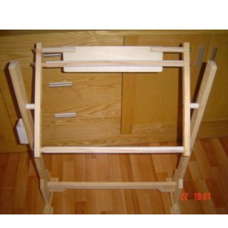 Khung thêu gỗ  thêu tranh chữ thập 30x50cm