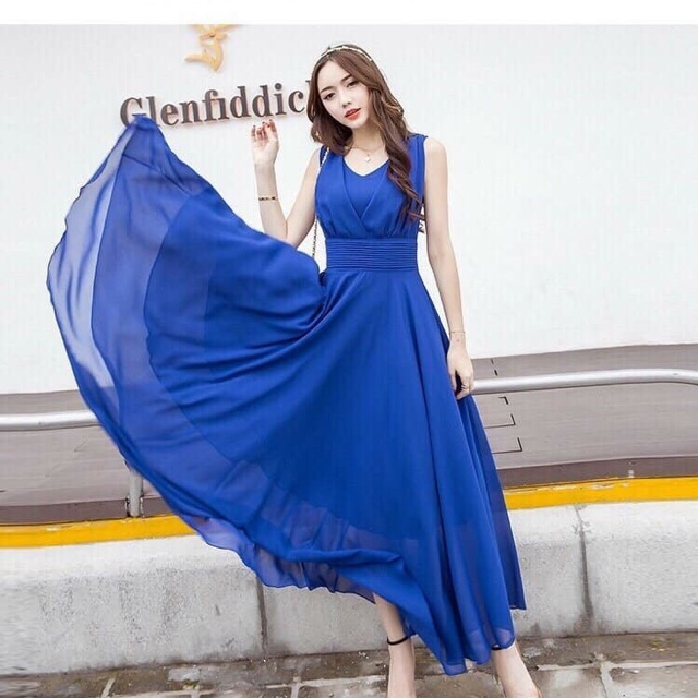 Đầm maxi cổ tim sang trọng