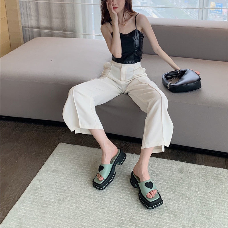 Dép Sandal Đế Dày Thời Trang Mùa Hè Phong Cách Mới Dễ Phối Đồ Cho Nữ
