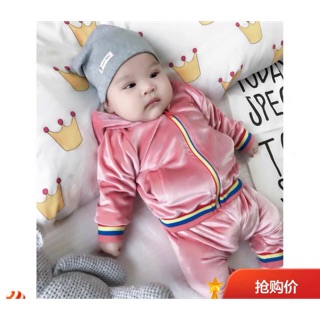 Bộ nỉ nhung cho bé