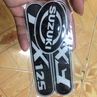 Tem nổi Suzuki Fx125