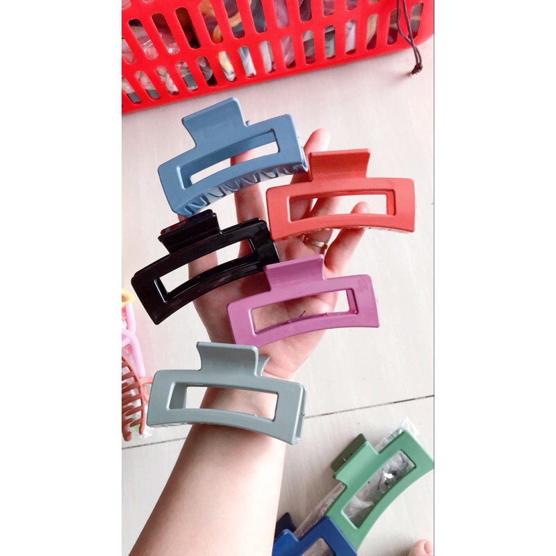 KẸP TÓC TRƠN KIỂU VUÔNG CỠ LỚN PHONG CÁCH HÀN QUỐC