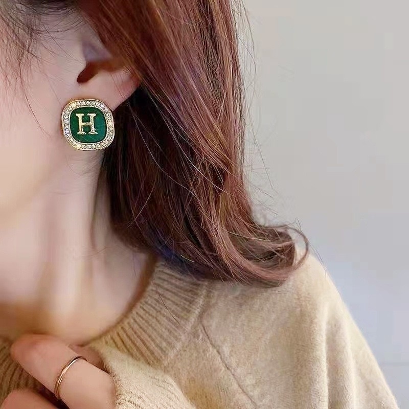 Khuyên Tai Nữ Hình Chữ H Sang Trọng