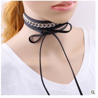 Chocker cá tính