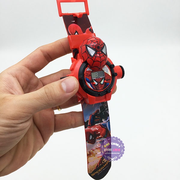 Đồng hồ cho bé hình người nhện chiếu hình ảnh lên tường người nhện
