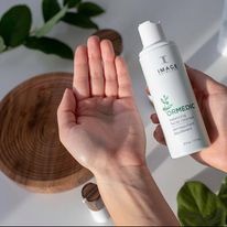 Sữa Rửa Mặt Dịu Nhẹ Làm Sạch Sâu và Cân Bằng Da Image Ormedic Balancing Facial Cleanser 177ml