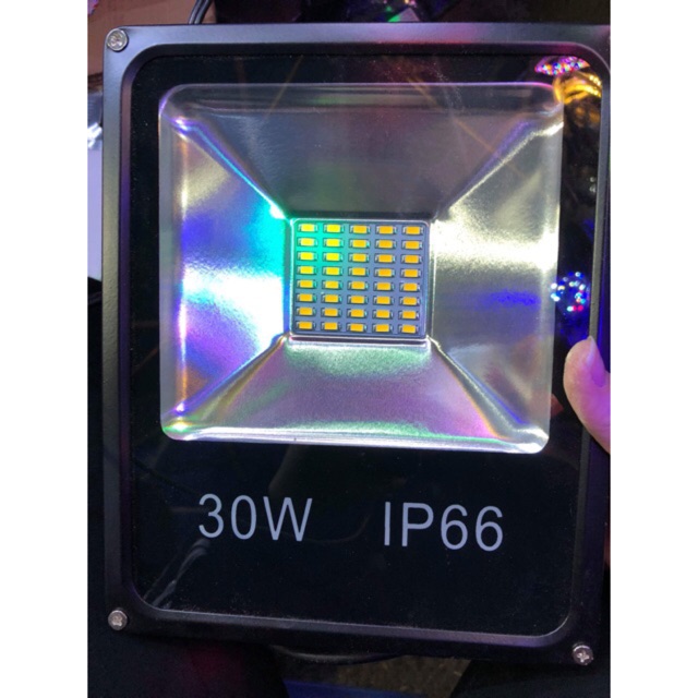 Đèn pha led 220V-30W