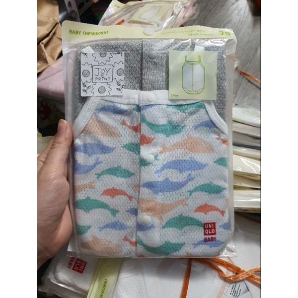 Set 2 body 2 dây Uniqlo chất cotton lưới cho bé