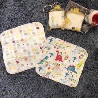 Set 10 khăn sữa sợi tre túi lưới cho bé