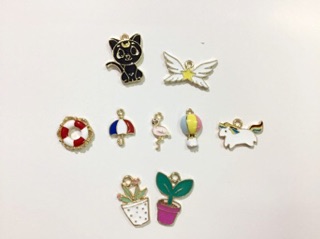 Kiềng phối charm hoạt hình