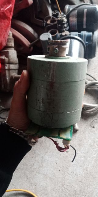 Mô tơ 1 pha 220v.40w 1400v/phút..chạy 2 chiều