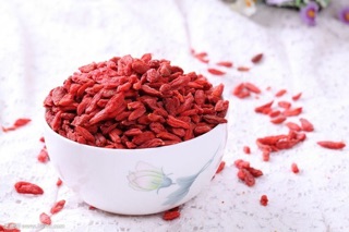 1Kg Kỷ tử đỏ ngọt nhỏ loại 1 hahanshop1519
