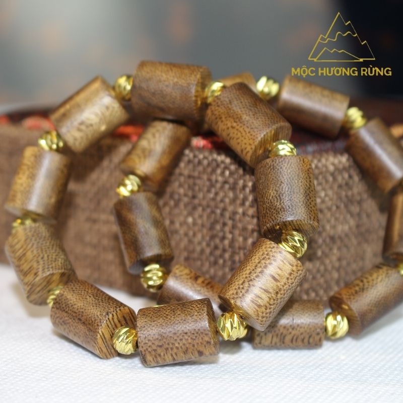 Vòng tay trầm hương đốt trúc mix hạt tròn mạ vàng cho nam và nữ size 10mm -12mm