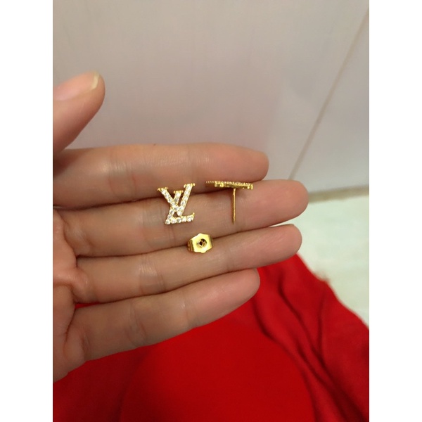 bông tai mạ vàng